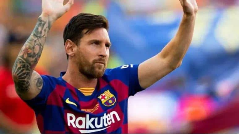 Lionel Messi in Barcelona jersey